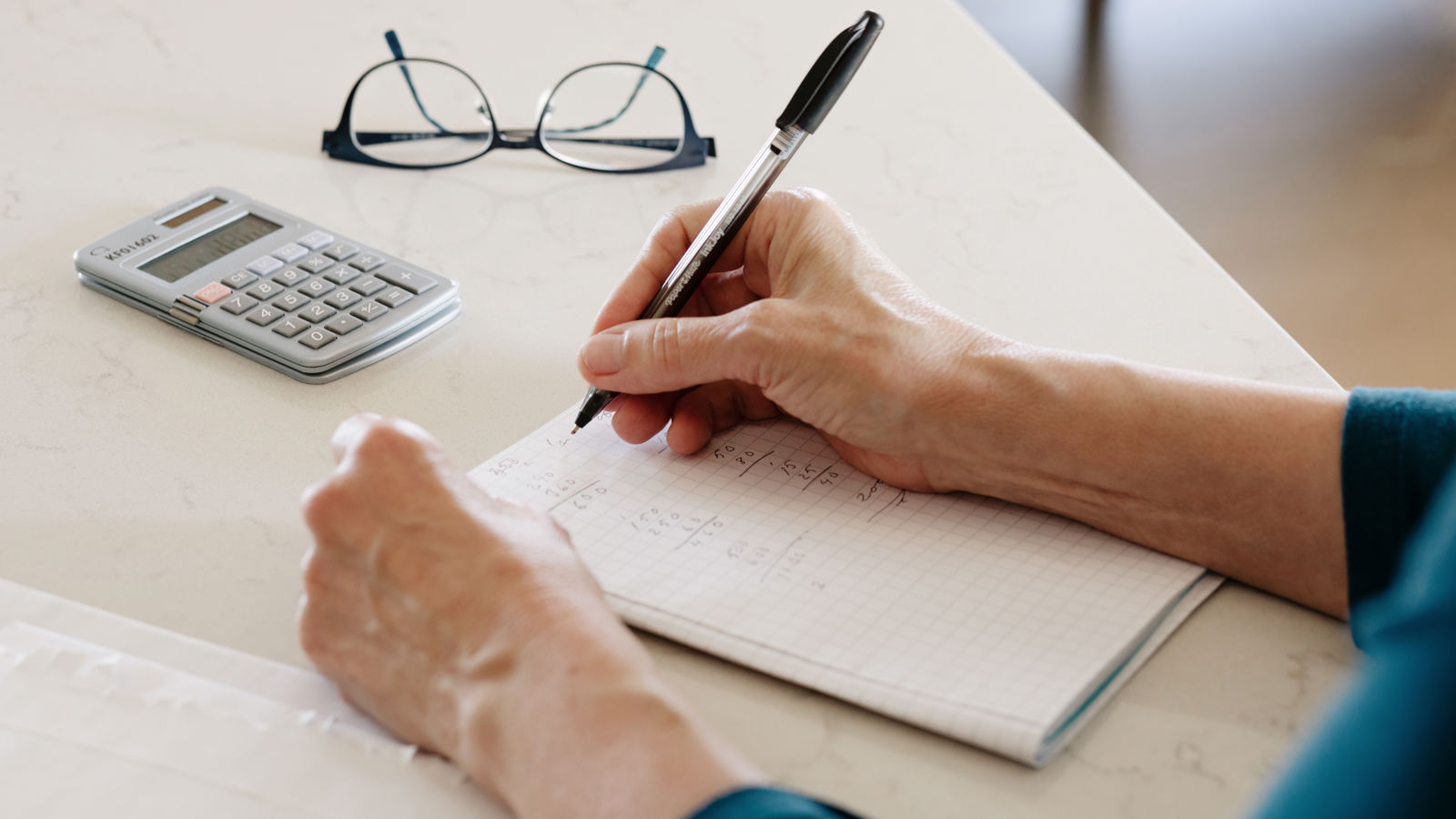 Eficiență, conformitate și reputație